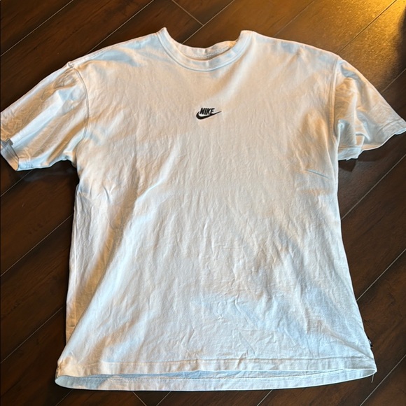 Nike White Short Sleeve Tee Classic Cotton - Picture 1 of 2